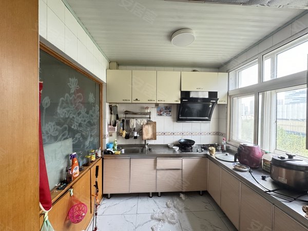 【多图】东李新苑,万达广场租房,东李新苑精装套三双卫 六楼带阁楼