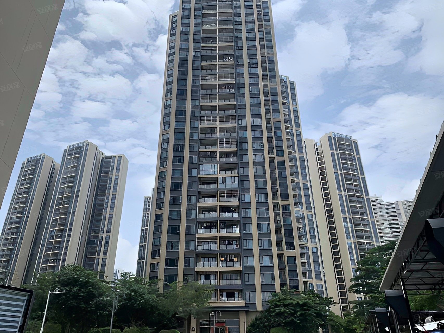 惠州房产网>惠州二手房>惠城二手房>水口二手房>碧桂园珑誉花园>1706