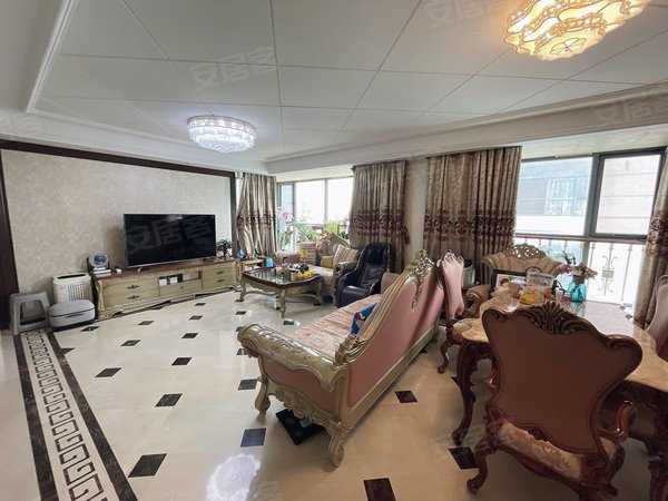 鲁商首府 3室2厅3卫 电梯房 精装修180平米,市南租房-青岛58安居客