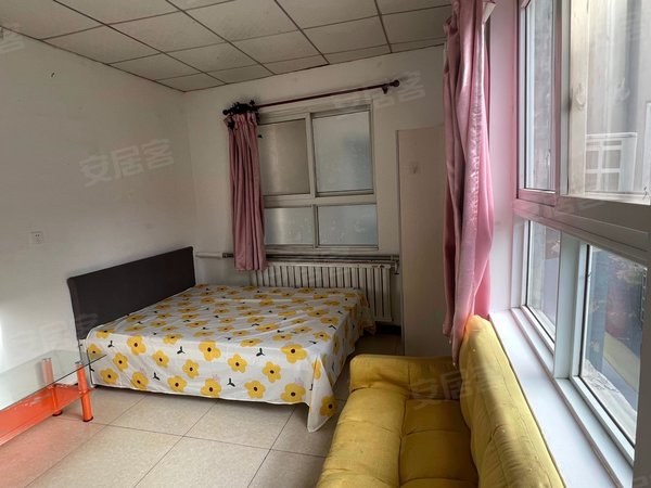 北京朝阳东坝皮村住房朝阳区金盏皮村精装公寓.冰箱洗衣机都有.