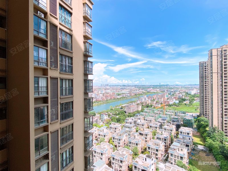 汇景御海蓝岸 精装修 4房2卫 拎包入住 保养好 价格可谈