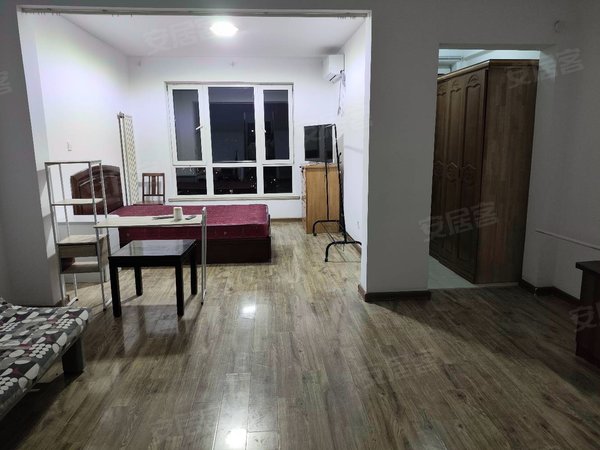 青岛崂山中韩河畔家园精装修.拎包入住套一出租,随时看房入住.