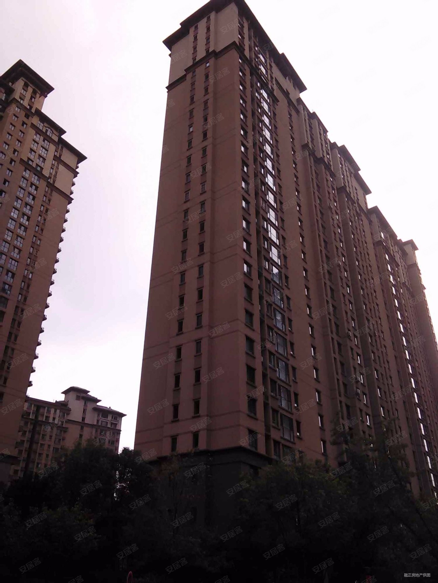 (保真在售)九中十一小,保利上河雅颂好搂层三室,可落户