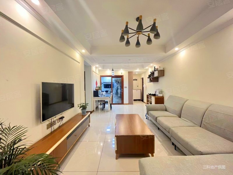 巴滨路业主急售书本就在小区门口装修保持完好价格可小刀