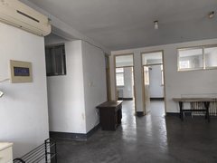 临沂兰山工业大道奥龙夜市附近聚才小区西门小官路社区五楼三室三台空调出租房源真实图片