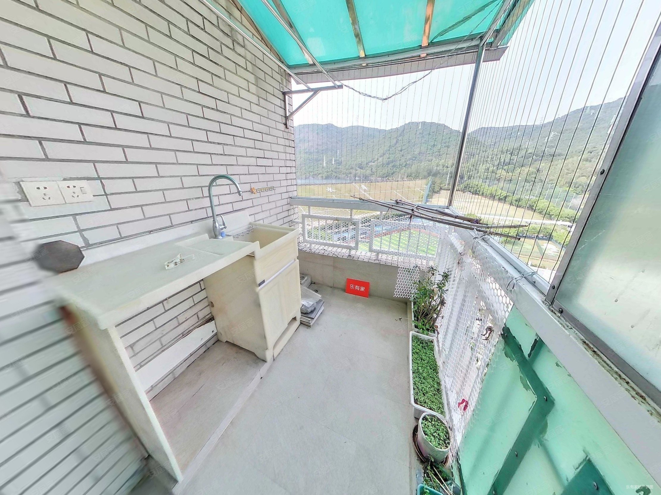 梅林一村(五至十三区)4室2厅2卫121㎡南北840万