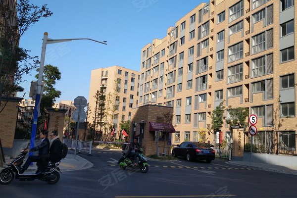 佘北家园茸绣苑