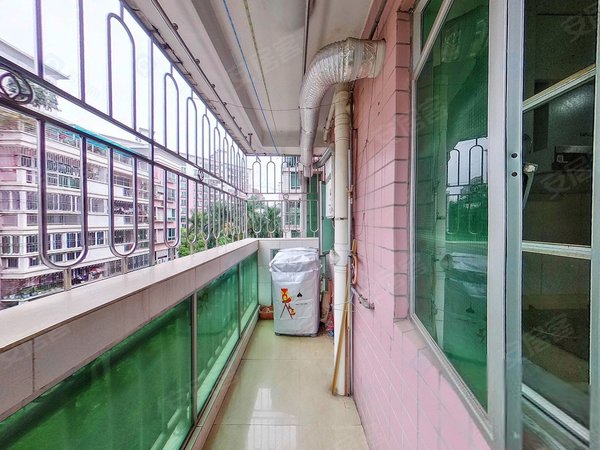 深圳龙岗龙城国际尚景花园龙岗中心城方正三房 区政府旁出租房源真实