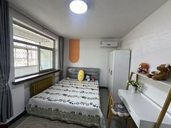 保定莲池儿童医院未来石附近，主卧带卫独立洗衣机，可短租可月付，无中介拎包入住出租房源真实图片