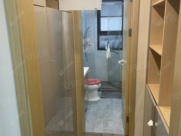 【多图】绿地香奈,西太湖租房,绿地香奈 3室2厅2卫 南北通透 精装修