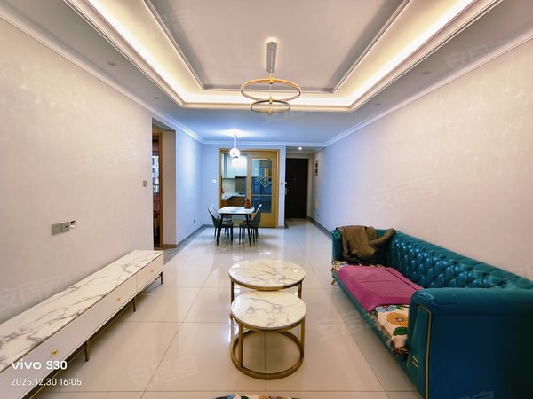 包头九原富力城富力城(D区)新装修 有空调 温馨两居 家具家电齐全拎包入住 干净立整出租房源真实图片