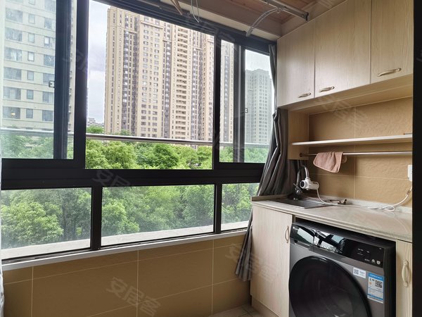 【多图】九龙仓玺园(a区),扬名租房,整租 人民医院旁 精装两居 干净