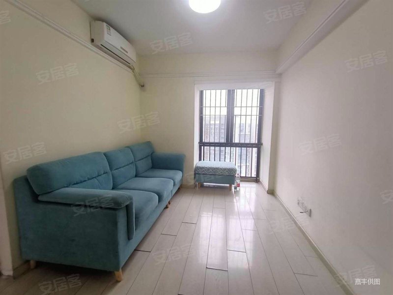 实拍二手房大运城邦朝南两房急售高层视野好