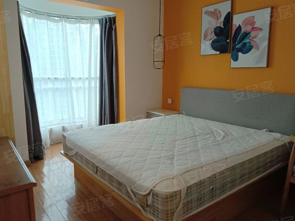 【多图】佳嘉豪苑,后海租房,佳嘉豪苑80平精装大两房,客厅出阳台,还有