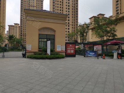 亿隆滨湖新城