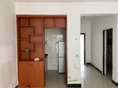 百色平果新兴街聚宝苑，市中心地段，精装好房 中间楼层采光好 南北通透出租房源真实图片