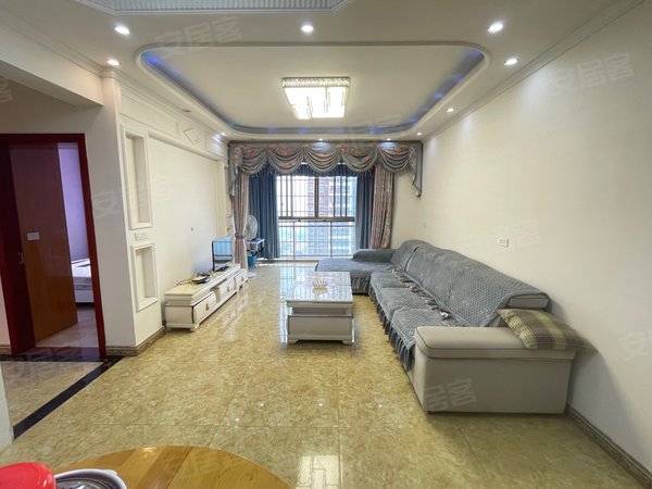 重庆潼南潼南城区上品景苑隆鑫旁精装电梯三房手次出租家电家具齐全