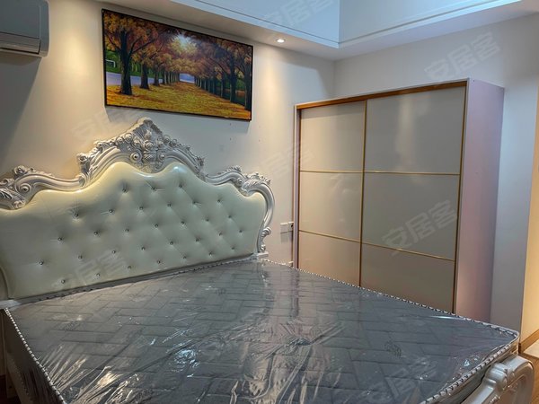 昆山周市镇卜蜂莲花昆山万达广场(商住楼)全新品牌家具家电,头次出租