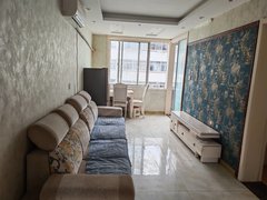 威海经区蒿泊汽车站附近蒿泊三室精装修家具家电齐全可拎包入住出租房源真实图片