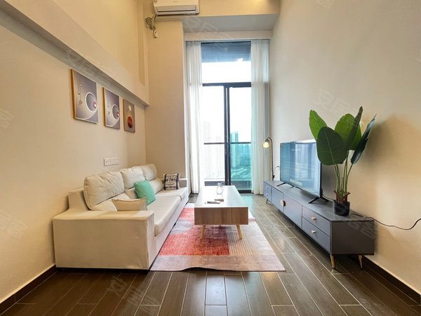 湛江开发区万达保利天悦湾金沙湾保利天悦湾 复试公寓三房两卫 家私