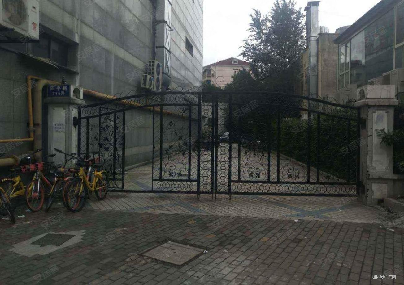 天宝华庭1室1厅1卫42㎡南北166万