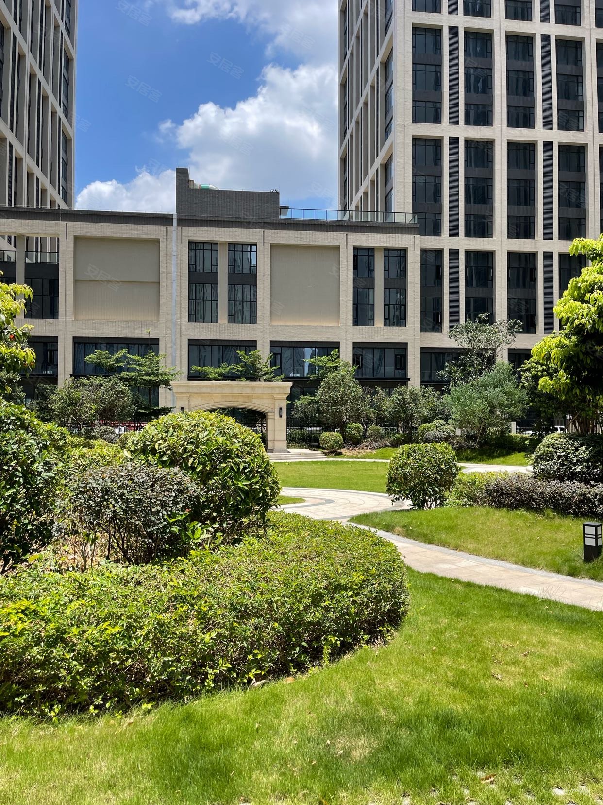 佛山房产网>佛山二手房>南海二手房>大沥二手房>怡翠尊堤>