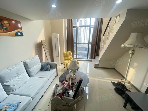 无锡新吴江溪中邦欢乐颂欢乐颂精装loft公寓出租 (近地铁 楼下自带