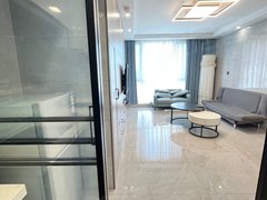 江阴澄江澄江城区八佰伴楼上复式公寓，价格可谈，2个卫生间，随时看房出租房源真实图片