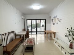 顺德龙江盈信城市广场碧桂园豪庭 电梯两房 家私家电齐全 拎包入住出租房源真实图片