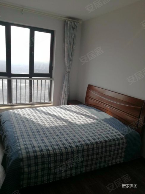 金泰丽舍精装好房高楼层采光充足带电梯满二正南朝向
