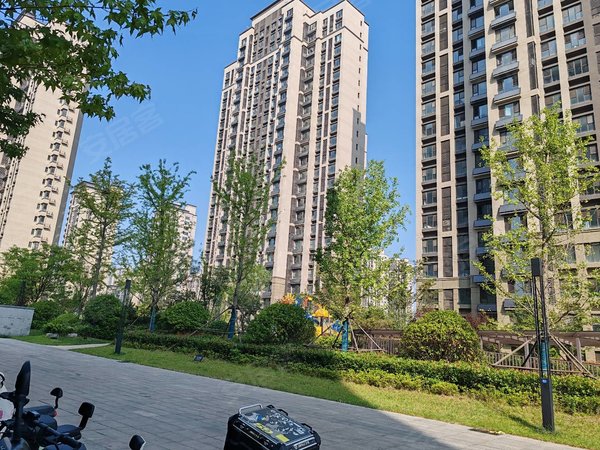 青岛黄岛隐珠中建锦绣城八期雅园隐珠地铁口,锦绣城雅园,套二,幸孚茂