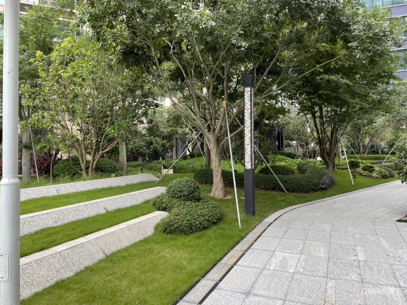 的书本 四房两卫 随时看房金亨利瑜璟苑 二期