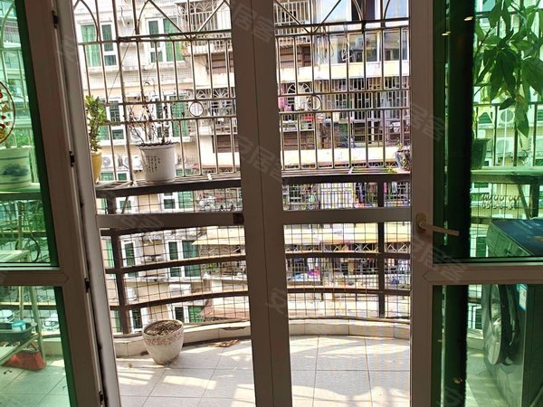 深圳南山蛇口港湾花园免中介费港湾花园三房电梯房出租房源真实图片