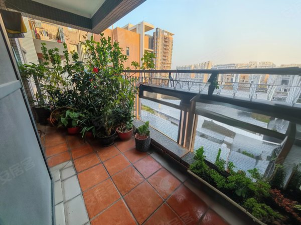 广州花都铁路西万科天景花园广州北站地铁口万科天景花园3房出租出租