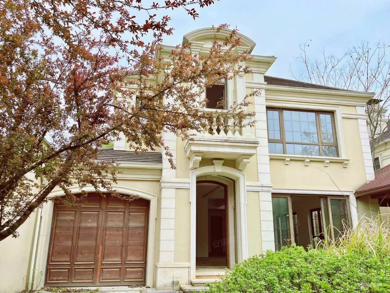 绿城青竹园,住在自然森林区.独栋别墅,亏本挂牌,急售可谈!