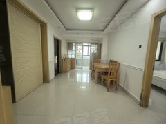 响水滨江路财富广场北校区 二中 向阳中学 附近汇豪 步梯低楼层 有钥匙随时看出租房源真实图片