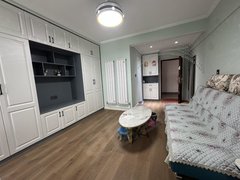 南阳卧龙卧龙城区阳光新城 1室1厅1卫 精装修 电梯房 配套齐全出租房源真实图片