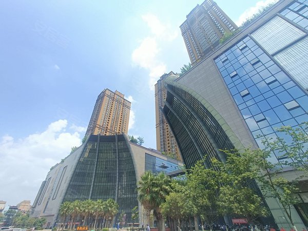 昆明盘龙白塔路拓东郡东风东路恒隆广场地铁口拓东郡清爽两居室押一付