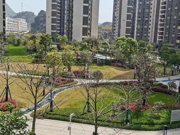 韶关武江惠民南路保利大都会保利中瑞花园广场旁边生活配套设施齐全