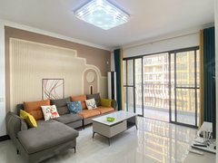 南宁青秀长湖路步行青秀万达。新小区。朝阳，精装3房2卫。随时约看出租房源真实图片