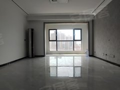 临沂北城新区沭河路拉菲公馆 四室 精装修 领包入住出租房源真实图片