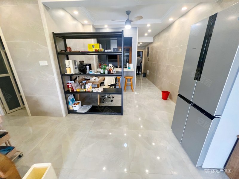 一线江景房 精装修 三房设计 9成新精装 看房随时,君汇半岛二手房,188