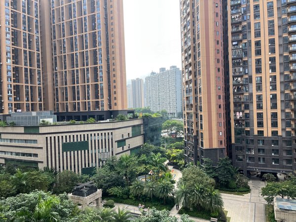 深圳龙岗坂田大族云峰一期坂田大族云峰小区,4室2厅2卫 配套齐全 电梯