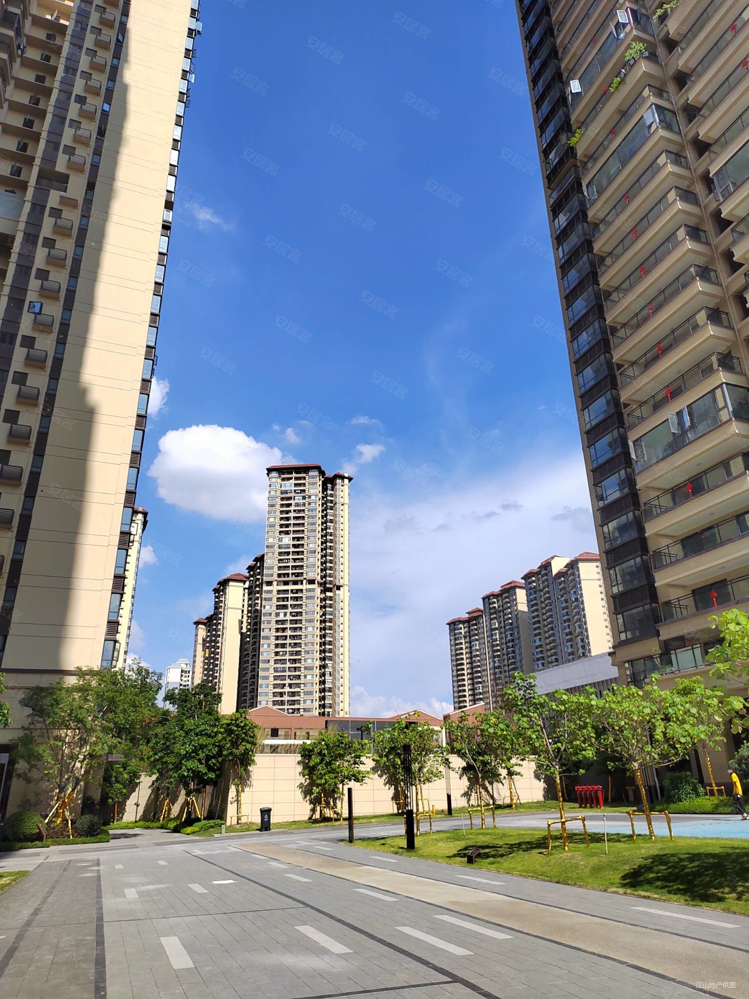 精装修98平檀府印象檀玥满二住房朝南3室2厅