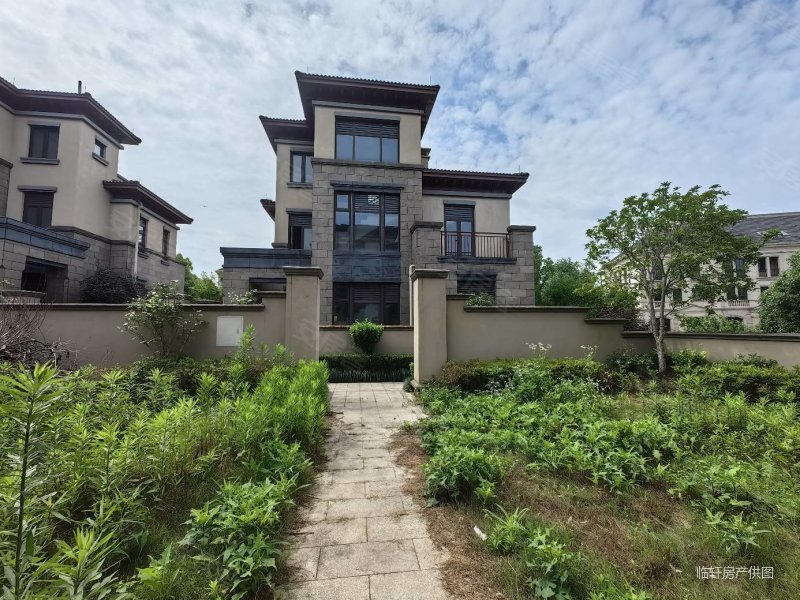 山语间独栋别墅,正气的朝南花园400方,有双车库