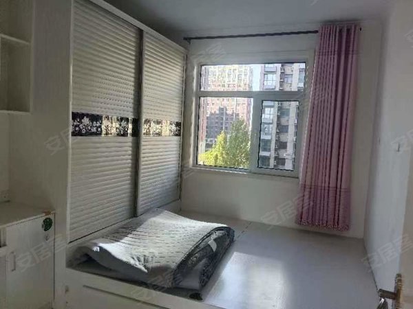 任丘紫御华府(运河)紫玉华府精装拎包入住97平2室1500月看房方便出租