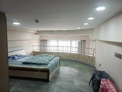 急租 唐人中心复试公寓精装修拎包入住1.7万年