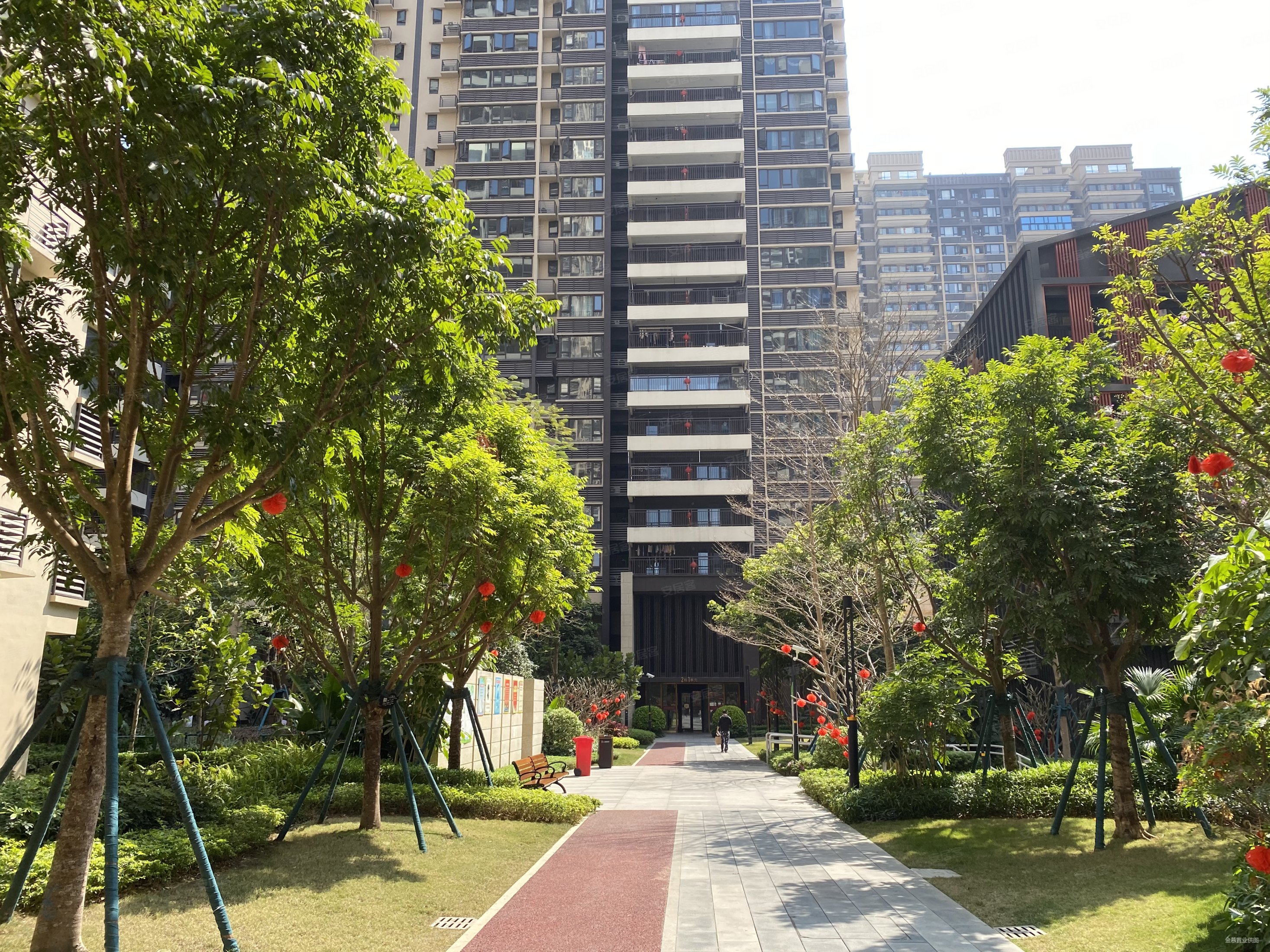 一手内部现房(20万首付,唐樾青山)送车位!国际三中!公积金