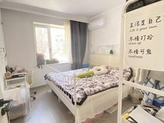 大连中山青云街葵英小学附近一楼两室一厅精装修家电家具齐全近车站市场出租房源真实图片