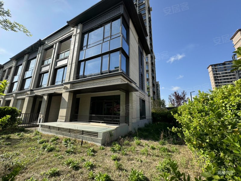 龙湖中式边户别墅 大院子 大露台 带车位